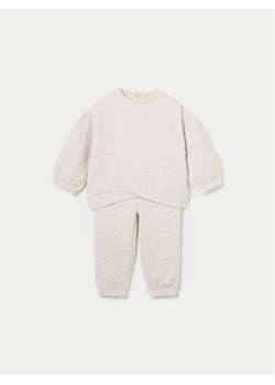 Mayoral Dres 2827 Beżowy Regular Fit ze sklepu MODIVO w kategorii Dresy dla niemowlaka - zdjęcie 182674434