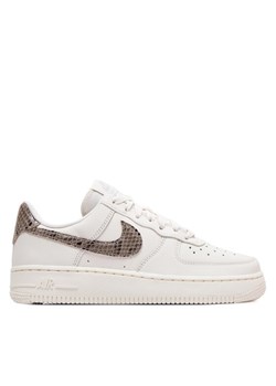 Nike Sneakersy Air Force 1 '07 DD8959 002 Biały ze sklepu MODIVO w kategorii Buty sportowe damskie - zdjęcie 182674514