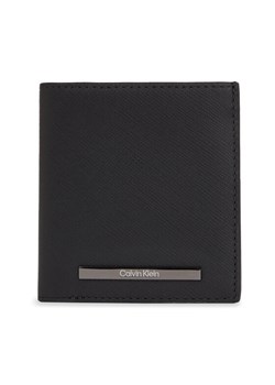 Calvin Klein Duży Portfel Męski Modern Bar Trifold 6Cc W/Coin K50K511836 Czarny ze sklepu MODIVO w kategorii Portfele męskie - zdjęcie 182674974