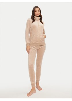 Selmark Piżama P9074 Beżowy Regular Fit ze sklepu MODIVO w kategorii Dresy damskie - zdjęcie 182675301