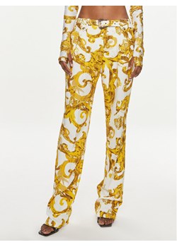 Versace Jeans Couture Spodnie materiałowe 76HAA111 Biały Slim Fit ze sklepu MODIVO w kategorii Spodnie damskie - zdjęcie 182675433