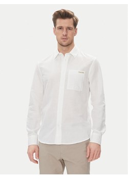 Calvin Klein Jeans Koszula J30J327295 Biały Regular Fit ze sklepu MODIVO w kategorii Koszule męskie - zdjęcie 182675891