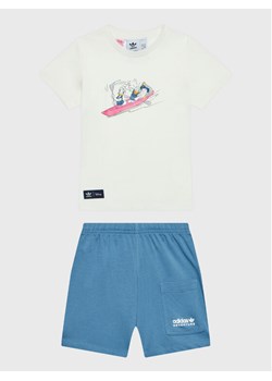 adidas Komplet t-shirt i szorty sportowe Disney Mickey And Friends HK9780 Kolorowy Regular Fit ze sklepu MODIVO w kategorii Komplety chłopięce - zdjęcie 182676122