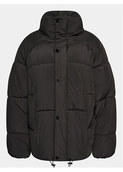 Gina Tricot Kurtka zimowa 20498 Czarny Regular Fit ze sklepu MODIVO w kategorii Kurtki damskie - zdjęcie 182676534