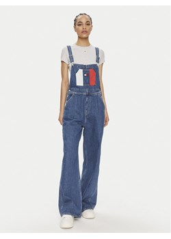 Tommy Jeans Ogrodniczki Classic Flag DW0DW18208 Niebieski Wide Leg - id: 0000303849931 - marki Tommy Jeans - 182678440 Tommy Jeans Ogrodniczki Classic Flag DW0DW18208 Niebieski Wide Leg ze sklepu MODIVO w kategorii Jeansy damskie - zdjęcie 182678440