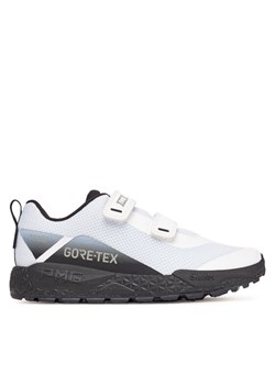 Primigi Sneakersy 7930522 GORE-TEX D Biały ze sklepu MODIVO w kategorii Buty sportowe dziecięce - zdjęcie 182678611