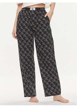 Calvin Klein Underwear Spodnie piżamowe 000QS6973E Czarny Relaxed Fit ze sklepu MODIVO w kategorii Piżamy damskie - zdjęcie 182678881