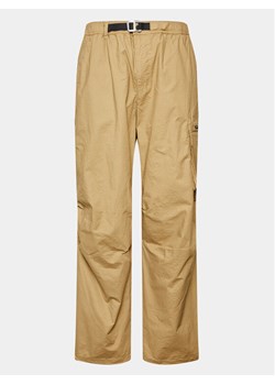 Element Spodnie materiałowe Chillin Travel ELYNP00120 Beżowy Relaxed Fit ze sklepu MODIVO w kategorii Spodnie męskie - zdjęcie 182679213