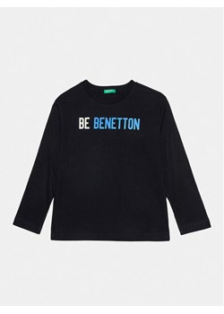 United Colors Of Benetton Bluzka 3ATNC10EL Czarny Regular Fit ze sklepu MODIVO w kategorii T-shirty chłopięce - zdjęcie 182679950
