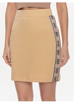 Guess Spódnica mini Cymone V3BD03 KB3P2 Beżowy Regular Fit ze sklepu MODIVO w kategorii Spódnice - zdjęcie 182680533