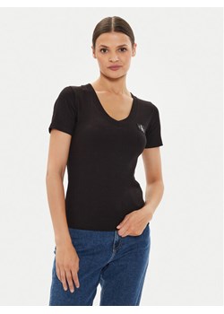 Calvin Klein Jeans T-Shirt J20J223274 Czarny Regular Fit ze sklepu MODIVO w kategorii Bluzki damskie - zdjęcie 182680884