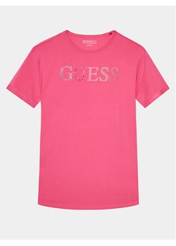 Guess T-Shirt J4GI38 J1314 Różowy Regular Fit ze sklepu MODIVO w kategorii Bluzki dziewczęce - zdjęcie 182681211