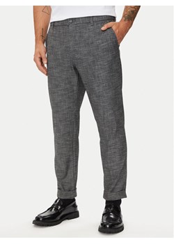 Boss Spodnie materiałowe H-Kane 50519108 Szary Regular Fit ze sklepu MODIVO w kategorii Spodnie męskie - zdjęcie 182681480