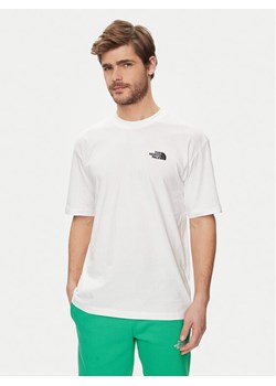 The North Face T-Shirt Simple Dome NF0A87NR Biały Oversize ze sklepu MODIVO w kategorii T-shirty męskie - zdjęcie 182682013
