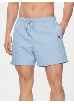 Tommy Hilfiger Szorty kąpielowe UM0UM03258 Niebieski Regular Fit ze sklepu MODIVO w kategorii Kąpielówki - zdjęcie 182682042