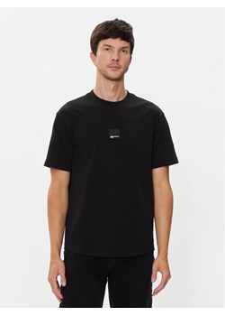 Karl Lagerfeld Jeans T-Shirt 245D1705 Czarny Regular Fit ze sklepu MODIVO w kategorii T-shirty męskie - zdjęcie 182682851