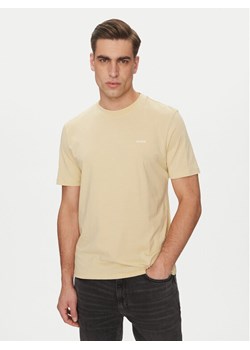HUGO T-Shirt Dero222 50466158 Beżowy Regular Fit ze sklepu MODIVO w kategorii T-shirty męskie - zdjęcie 182683004