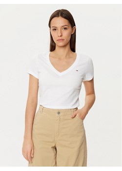 Tommy Jeans T-Shirt DW0DW20458 Biały Slim Fit ze sklepu MODIVO w kategorii Bluzki damskie - zdjęcie 182683224