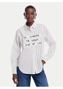 Desigual Koszula Ykohama 24WWCW19 Biały Regular Fit ze sklepu MODIVO w kategorii Koszule damskie - zdjęcie 182684162