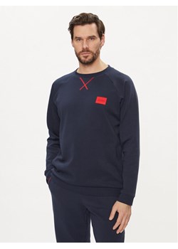 Hugo Bluza Patch 50510535 Granatowy Relaxed Fit ze sklepu MODIVO w kategorii Bluzy męskie - zdjęcie 182684760