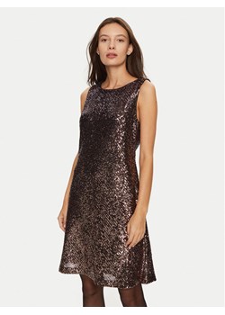 DKNY Sukienka koktajlowa DD4HZB44 Brązowy Slim Fit ze sklepu MODIVO w kategorii Sukienki - zdjęcie 182685114
