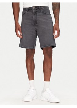 Wrangler Szorty jeansowe Frontier 112364834 Szary Relaxed Fit ze sklepu MODIVO w kategorii Spodenki męskie - zdjęcie 182685783