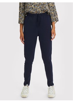 Kaffe Spodnie dresowe Linda 10550279 Granatowy Slim Fit ze sklepu MODIVO w kategorii Spodnie damskie - zdjęcie 182686424