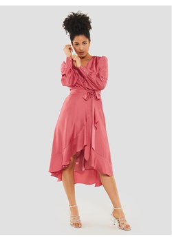 Swing Sukienka koktajlowa 5AE05800 Czerwony Regular Fit ze sklepu MODIVO w kategorii Sukienki - zdjęcie 182686482