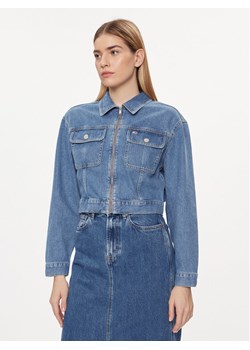 Tommy Jeans Kurtka jeansowa Claire DW0DW17656 Niebieski Regular Fit ze sklepu MODIVO w kategorii Kurtki damskie - zdjęcie 182687932