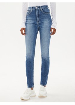 Calvin Klein Jeans Jeansy J20J223640 Niebieski Skinny Fit ze sklepu MODIVO w kategorii Jeansy damskie - zdjęcie 182688541