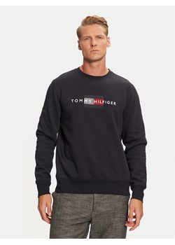 Tommy Hilfiger Bluza MW0MW35541 Granatowy Regular Fit ze sklepu MODIVO w kategorii Bluzy męskie - zdjęcie 182688703