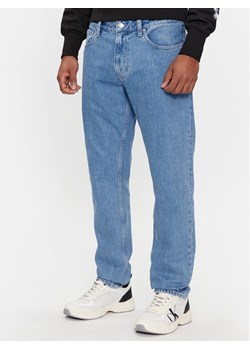 Calvin Klein Jeans Jeansy Authentic J30J324568 Niebieski Straight Fit ze sklepu MODIVO w kategorii Jeansy męskie - zdjęcie 182689144