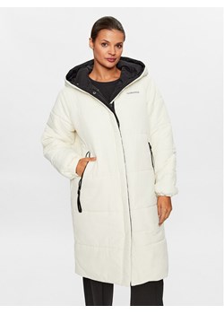 Didriksons Parka Anna 504259 Czarny Regular Fit ze sklepu MODIVO w kategorii Kurtki damskie - zdjęcie 182689324