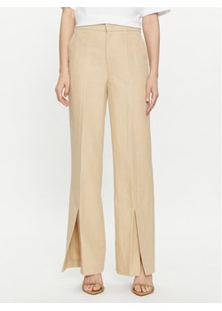 TWINSET Spodnie materiałowe 241TP2562 Beżowy Regular Fit ze sklepu MODIVO w kategorii Spodnie damskie - zdjęcie 182689673