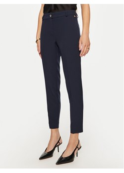 Maryley Spodnie materiałowe 24IB52Z/M19/43BL Granatowy Regular Fit ze sklepu MODIVO w kategorii Spodnie damskie - zdjęcie 182689741