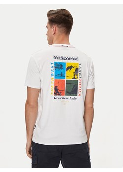 Napapijri T-Shirt S-Gras NP0A4HQN Biały Regular Fit ze sklepu MODIVO w kategorii T-shirty męskie - zdjęcie 182689980