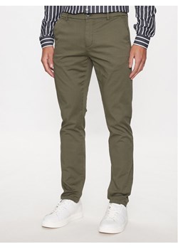 Lindbergh Chinosy 30-005044 Zielony Slim Fit ze sklepu MODIVO w kategorii Spodnie męskie - zdjęcie 182689990