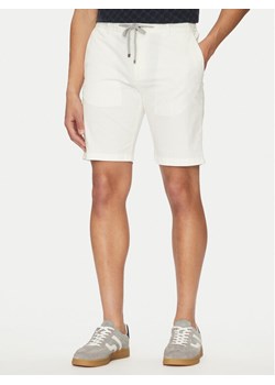 JOOP! Szorty materiałowe 17 JT-80Capri-D 30045912 Beżowy Slim Fit - id: 0000305152213 - marki Joop! - 182690883 JOOP! Szorty materiałowe 17 JT-80Capri-D 30045912 Beżowy Slim Fit ze sklepu MODIVO w kategorii Spodenki męskie - zdjęcie 182690883