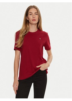 Calvin Klein Jeans T-Shirt J20J223226 Czerwony Regular Fit ze sklepu MODIVO w kategorii Bluzki damskie - zdjęcie 182690911