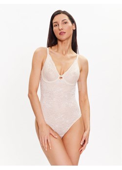 Triumph Body Amourette Charm 10214997 Beżowy ze sklepu MODIVO w kategorii Body damskie - zdjęcie 182691231