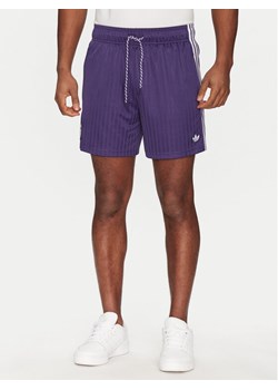 adidas Szorty sportowe Real Madrid Terrace Icons JF2586 Fioletowy Loose Fit ze sklepu MODIVO w kategorii Spodenki męskie - zdjęcie 182691703