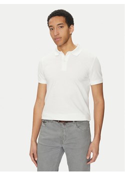 Geox Polo M5511B T3240 F2128 Biały Regular Fit ze sklepu MODIVO w kategorii T-shirty męskie - zdjęcie 182691762