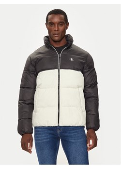 Calvin Klein Jeans Kurtka zimowa J30J325584 Écru Regular Fit ze sklepu MODIVO w kategorii Kurtki męskie - zdjęcie 182692062