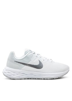 Nike Buty do biegania Revolution 6 Nn DC3729 500 Biały ze sklepu MODIVO w kategorii Buty sportowe damskie - zdjęcie 182692622