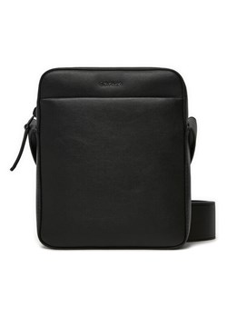 Calvin Klein Saszetka Ck Refined Reporter K50K512755 Czarny ze sklepu MODIVO w kategorii Torby męskie - zdjęcie 182692770