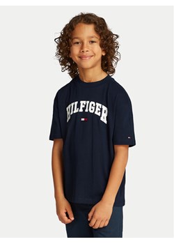 Tommy Hilfiger T-Shirt Varsity KB0KB09533 Granatowy Regular Fit ze sklepu MODIVO w kategorii T-shirty chłopięce - zdjęcie 182693041