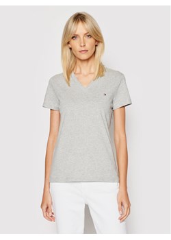 Tommy Hilfiger T-Shirt Heri Tage WW0WW24969 Szary Regular Fit ze sklepu MODIVO w kategorii Bluzki damskie - zdjęcie 182693332