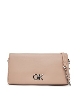 Calvin Klein Torebka Ck Mini Chain Bag K60K612806 Różowy ze sklepu MODIVO w kategorii Kopertówki - zdjęcie 182693782