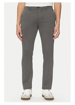 Blend Spodnie materiałowe 20716659 Szary Slim Fit ze sklepu MODIVO w kategorii Spodnie męskie - zdjęcie 182693903