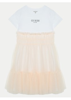 Guess Sukienka codzienna J5RK18 K6YW0 Różowy Regular Fit - id: 0000304573002 - marki Guess - 182694160 Guess Sukienka codzienna J5RK18 K6YW0 Różowy Regular Fit ze sklepu MODIVO w kategorii Sukienki dziewczęce - zdjęcie 182694160